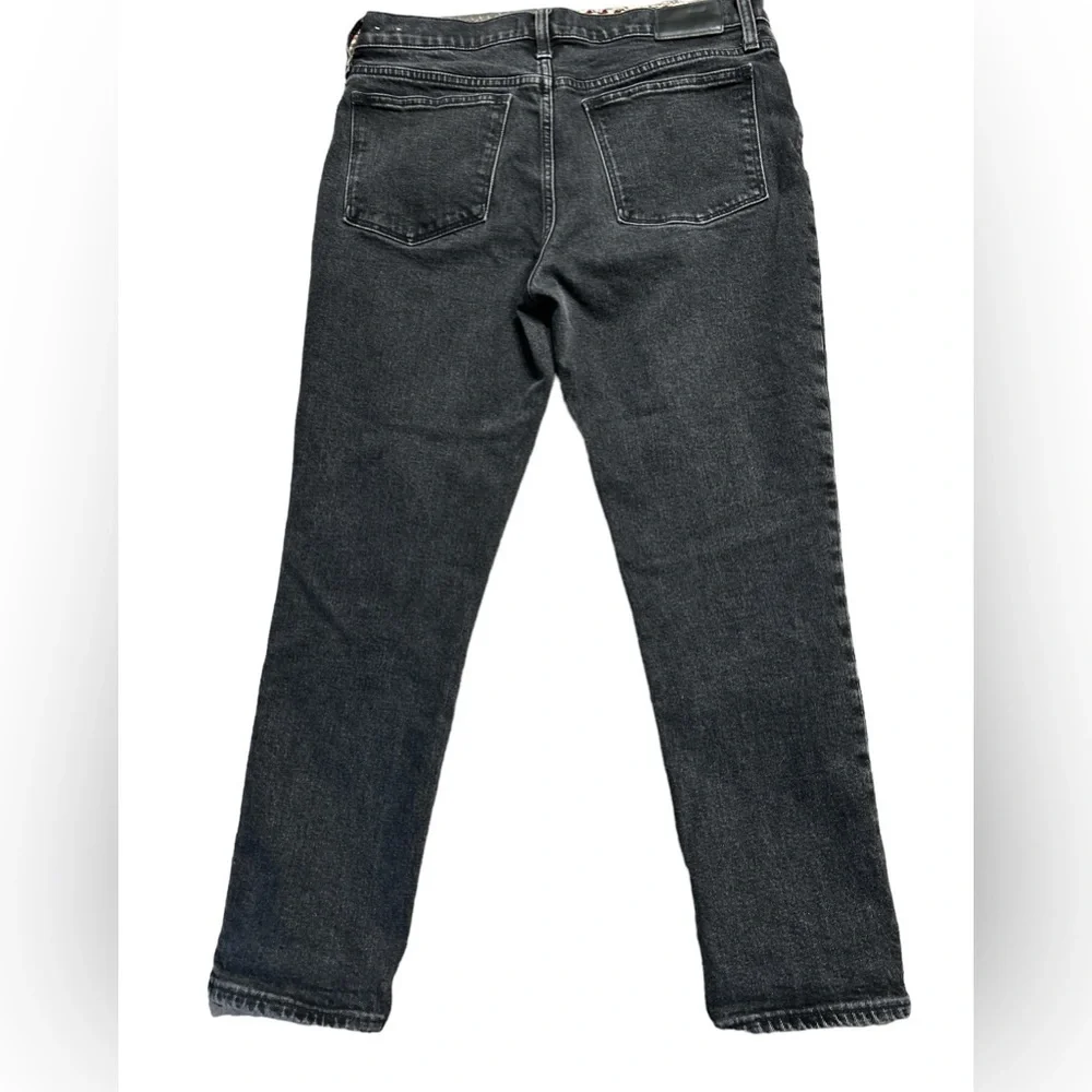 Classic Black Women's Jeans - Picture 5 of 10